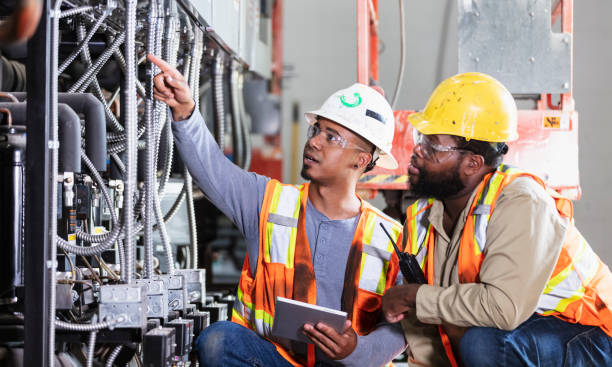 Best Electrical Contractors for Businesses  in Highland, IN